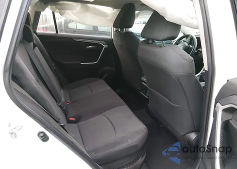 2021 Toyota Rav4 Hybrid Xle z USA, uszkodzony, nr VIN 4T3RWRFV5MU036720